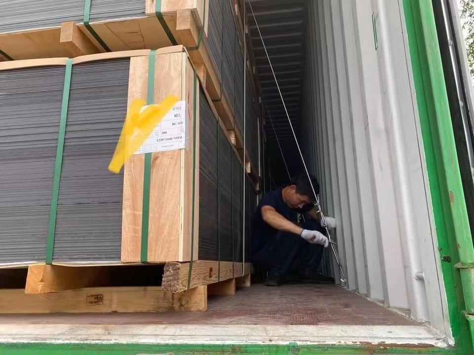 Panele kompozytowe z aluminium o grubości 6 mm i aluminium do dekoracji wnętrz