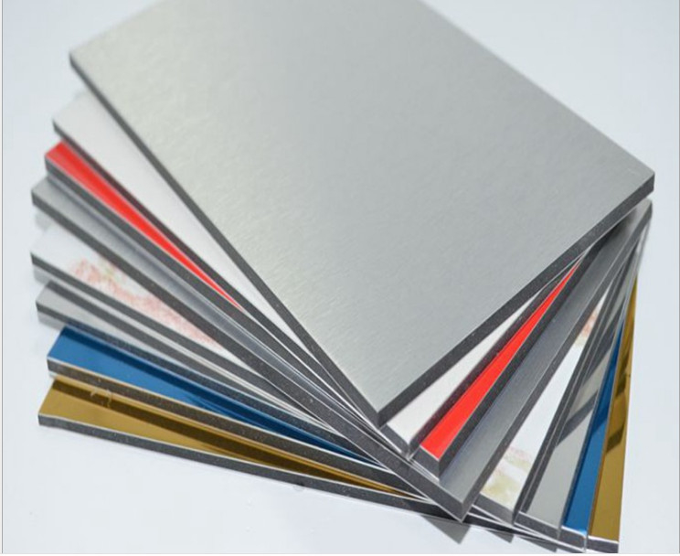 Konkurencyjna cena Alucobond Aluminium Composite Panel 4*8 Feet Size dla pomieszczeń wewnętrznych i zewnętrznych