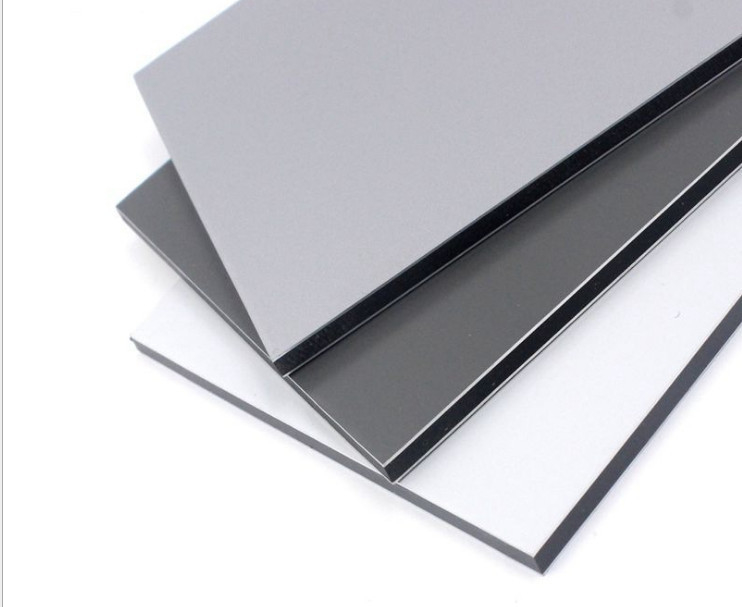 Panel z aluminium złożonego o wysokim połysku chroniący powierzchnię powłoką nano-PVDF i samooczyszczającą farbą