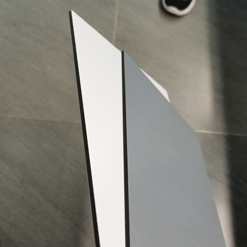 Alucobond PVDF Aluminium Composite Panel z nierozerwalnym rdzeniem i błyszczącą powierzchnią
