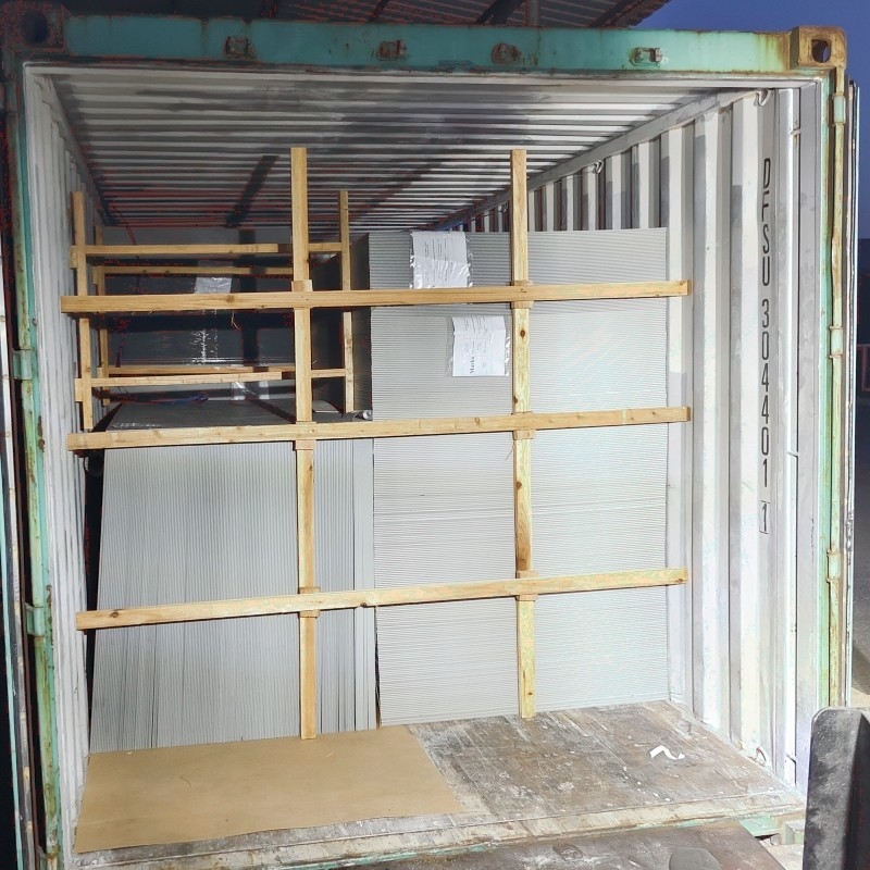 Lekkie, ognioodporne panele kompozytowe z aluminium z powłoką PVDF i nano-PVDF dla łatwej instalacji i konserwacji