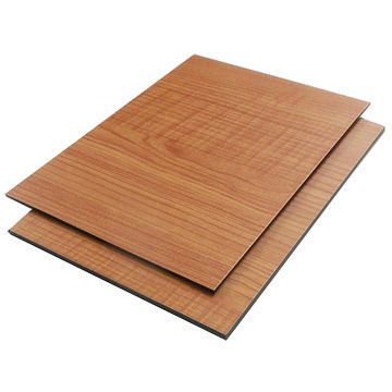 Bezpieczne opakowanie Panel kompozytowy z drewna aluminiowego 4 mm, powłoka PVDF, izolacja akustyczna dla panelu ściennego lotniska Alucobond Grade