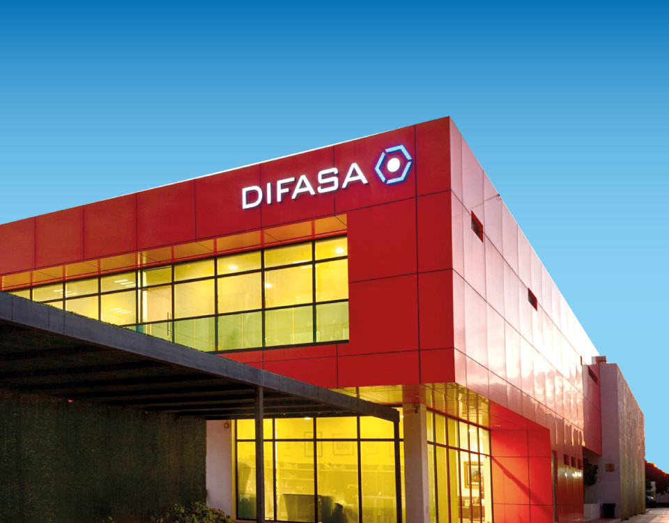 4*0,50mm B1 Ognioodporny PVDF ACP Aluminium Composite Panel do ścian zewnętrznych