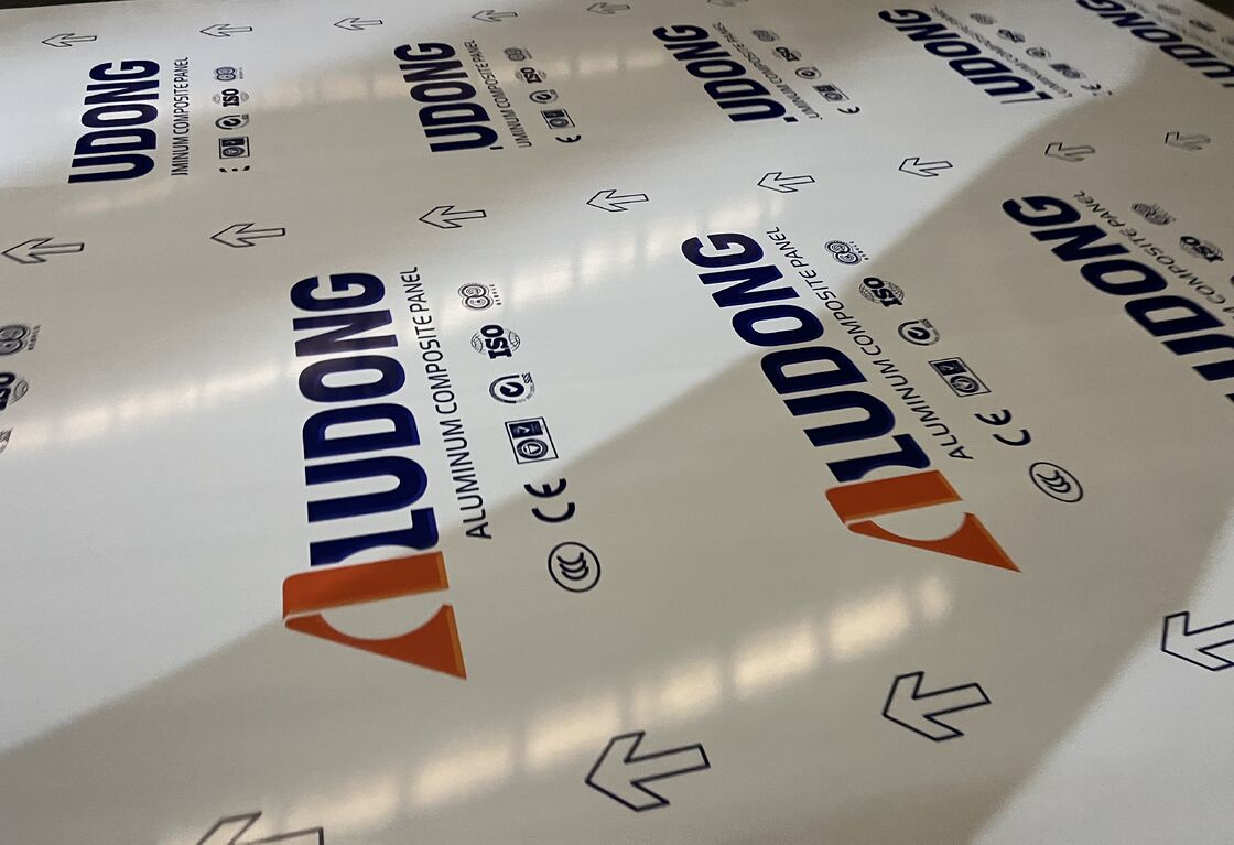 FR klasa A2 PVDF powlekany ognioodporny ALUDONG Aluminium Composite Panel grubość 4 mm dla budynków