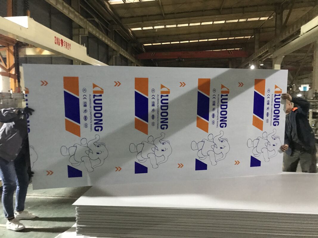 Grecja Wysokiej jakości aluminiowy panel kompozytowy PE do znaków i dekoracji wnętrz