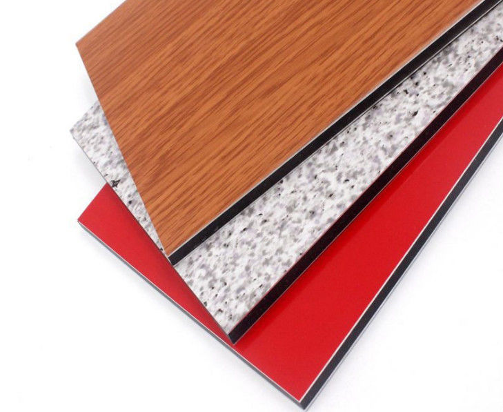 OEM Factory Wooden Grain ACP 4mm, powłoka PVDF, powierzchnia antyśrutowa do ścian zewnętrznych, wewnętrznych Best seller