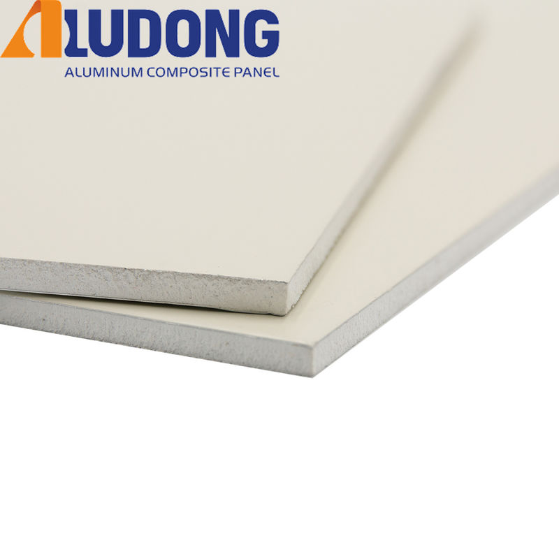 Reklama PE Core 0,3 mm ACP Alucobond Drawing Aluminium Composite Panel For Curtain Wall Eaves Indoor Shelter