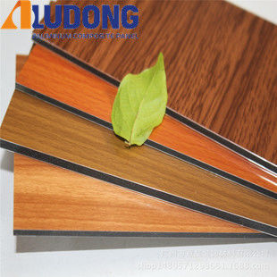 OEM Factory Wooden Grain ACP 4mm, powłoka PVDF, powierzchnia antyśrutowa do ścian zewnętrznych, wewnętrznych Best seller