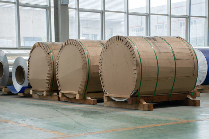 0.18mm Ultra Thin Glossy PE / PVDF Coated Aluminium Coil For Signage Cladding Printing