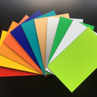 Aluminiowy panel kompozytowy do nadruku UV z jednolitymi błyszczącymi kolorami z dwóch stron