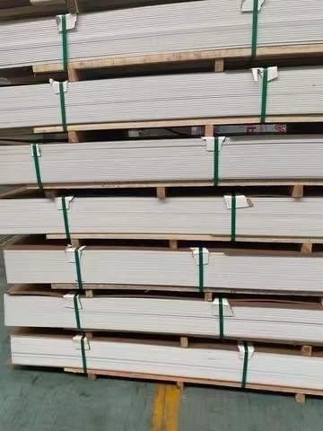 3mm 4mm 5mm PE Aluminiowy panel kompozytowy Solidny metaliczny błyszczący Dwie strony w kolorze