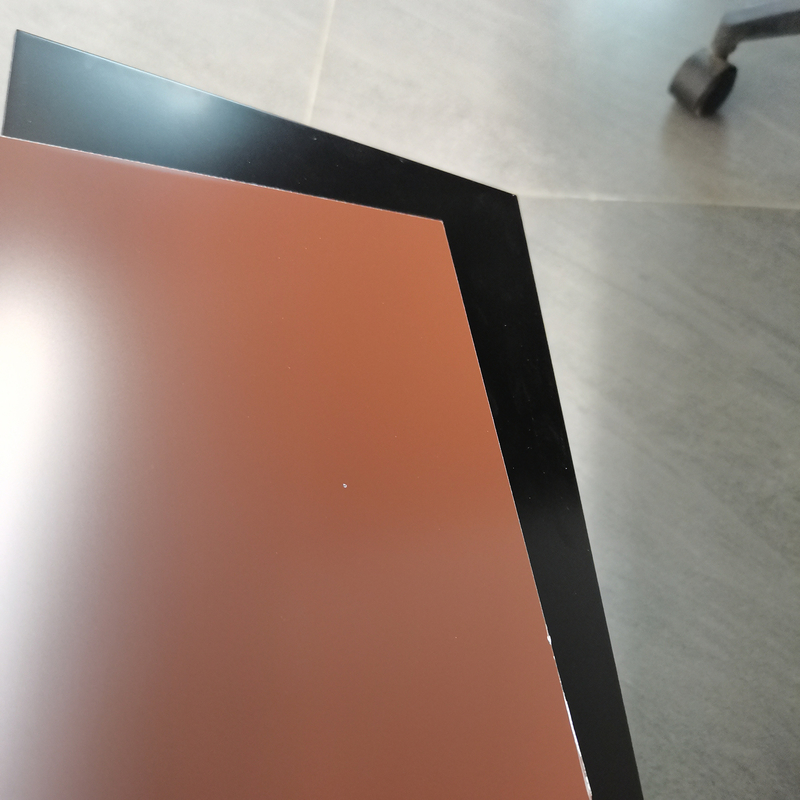 Wytrzymałość na łuskanie Więcej niż 7N/mm PVDF Aluminiowy Panel Kompozytowy Ognioodporny Stopień B1/A2
