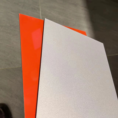 Płyty kompozytowe z aluminium PVDF ognioodporne klasy A2 do materiałów budowlanych wyższej jakości